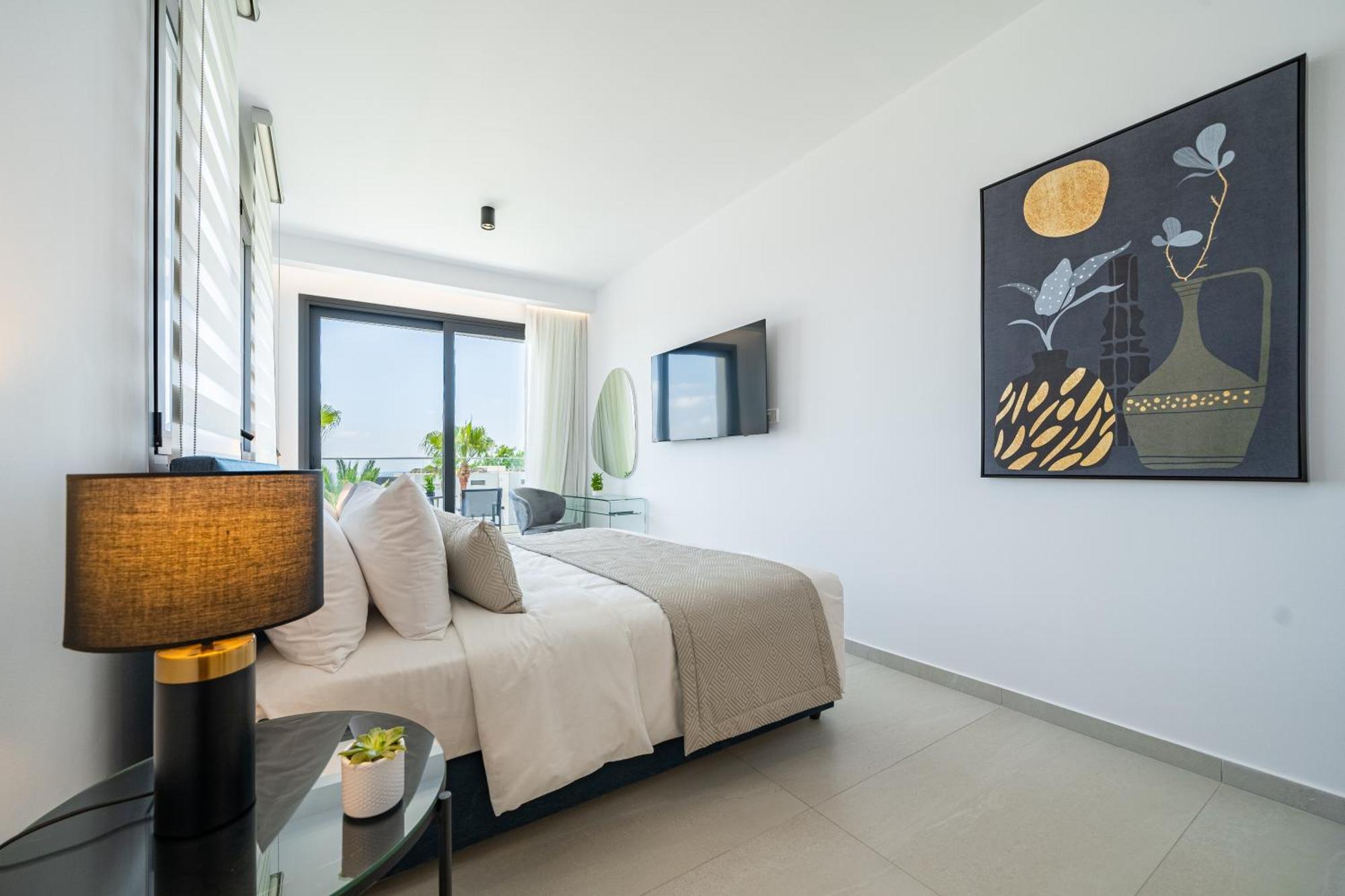 Waterside Sea View Apartments Paphos Buitenkant foto